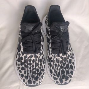 Adidas Swift Run “Raw White/Black” Womens 8.5